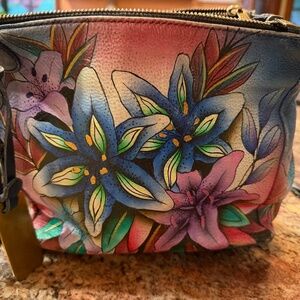 Anuschka Luscious Lily Medium Crossbody